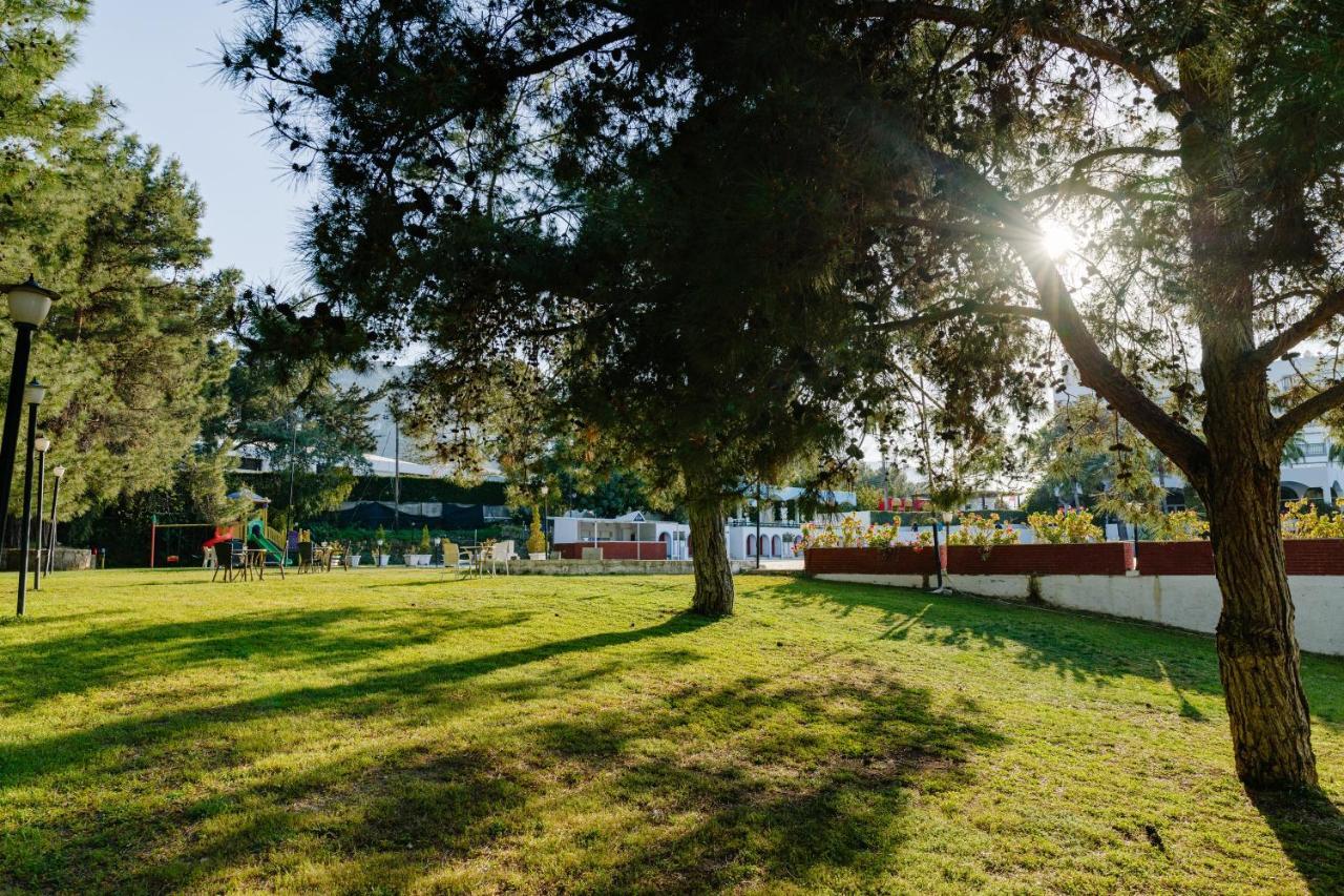 Uptown Bueyuek Anadolu Girne Hotel Zewnętrze zdjęcie