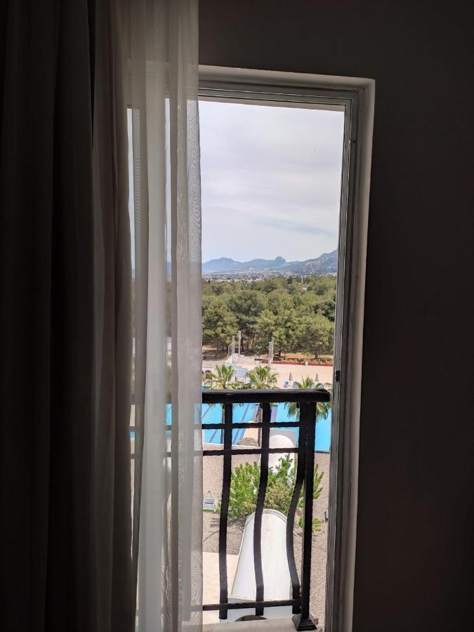 Uptown Bueyuek Anadolu Girne Hotel Zewnętrze zdjęcie