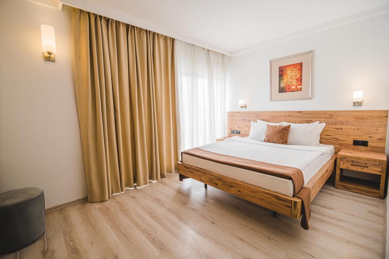 Uptown Bueyuek Anadolu Girne Hotel Zewnętrze zdjęcie
