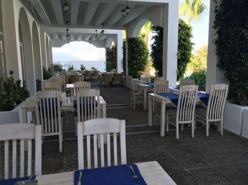 Uptown Bueyuek Anadolu Girne Hotel Zewnętrze zdjęcie