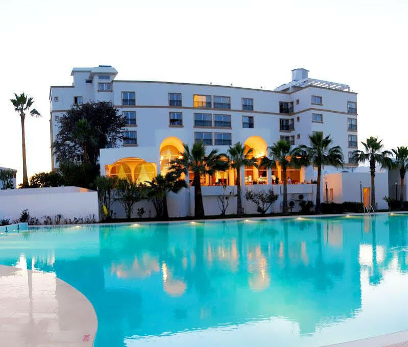 Uptown Bueyuek Anadolu Girne Hotel Zewnętrze zdjęcie