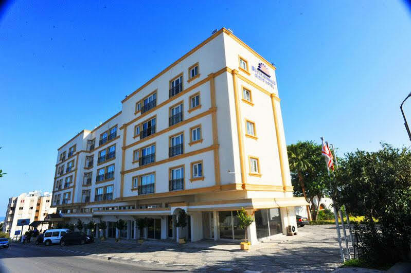Uptown Bueyuek Anadolu Girne Hotel Zewnętrze zdjęcie