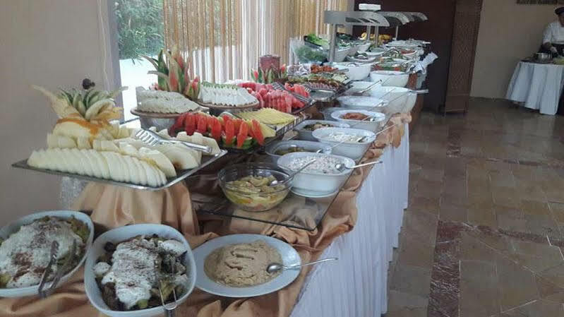 Uptown Bueyuek Anadolu Girne Hotel Zewnętrze zdjęcie
